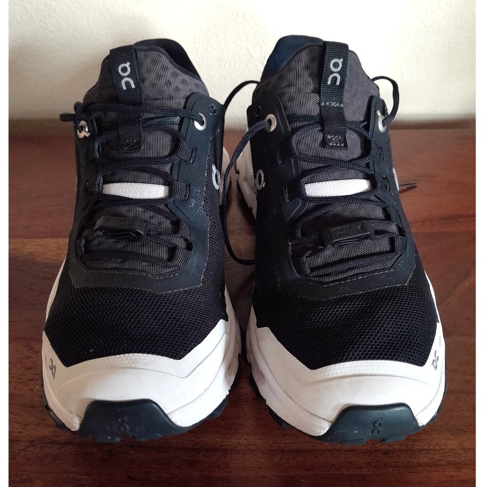 women's On Cloud running shoes sz 7-INNER SIDE DAMAGE - Picture 5 of 10